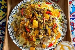 طرز تهیه پلوی مخلوط دریایی با میگو