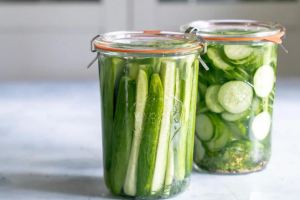 آموزش تهیه پیکل خیارشور فوری یخچالی ترد و خوشمزه