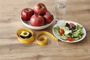چگونه در یک ماه بدون ورزش ۱۰ کیلو کم کنیم؟