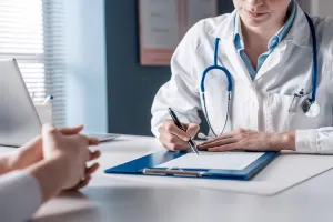 بینظیرترین متن های تبریک روز جهانی پزشک به همسر