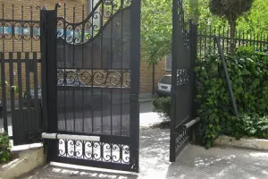 صدای باز شدن درب پارکینگ، باحال و شنیدنی !