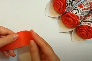 نحوه ساخت گیفت گل روبانی برای ولنتاین / فیلم