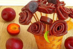 طرز تهیه لواشک ملس و خوشمزه در خانه!