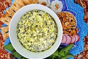 طرز تهیه کله جوش با ماست و سیب زمینی به روش سنتی؛ غذای نونی ساده و خوشمزه