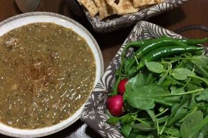 ماش و قمری اصفهانی؛ غذای محلی نصف جهان با عطر سبزی و طعمی فراموش نشدنی