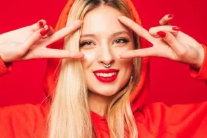 راز میکاپ آرتیست ها برای مهمانی شب عید؛ + ۷ ترفند طلایی!