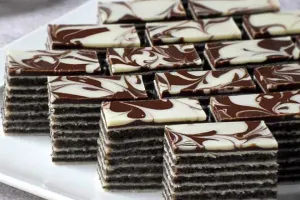 طرز تهیه شیرینی میکادو، خوشمزه ترین شیرینی دنیا !