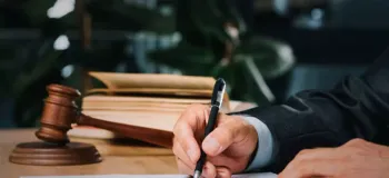 تفاوت اصلی بین اظهارنامه و دادخواست چیست؟