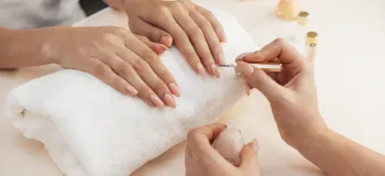 بیس کات و تاپ کات ، انتخاب صحیح برای آرایش ناخن