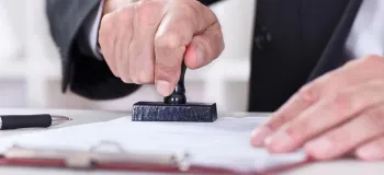 سردفتر و مسئولیت‌ های قانونی آن
