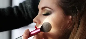 تفاوت آرایش لایت و اسموکی / شناخت و انتخاب سبک مناسب