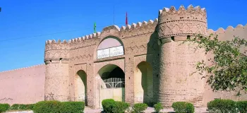 قلعه ناصری ایرانشهر / گردشگری در دل تاریخ