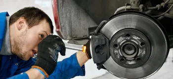 علت صدای لنت در دنده عقب و راهکارهای رفع آن