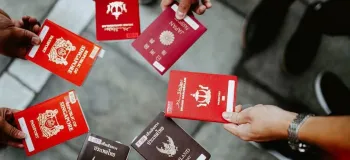 آشنایی با زیباترین پاسپورت های جهان + عکس