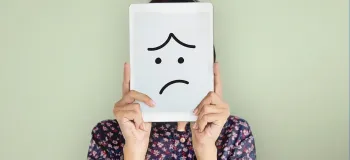 خصوصیات افراد منفی گرا و راه های مدیریت ارتباط با آن ها