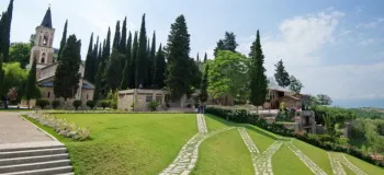 صومعه بودبه / گوهری مقدس در قلب گرجستان