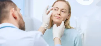 مینی لیفت صورت روشی برای رفع افتادگی پوست
