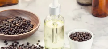 فواید شگفت انگیز روغن فلفل برای مو و پوست سر