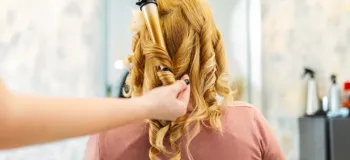 عوارض فر کردن مو / هر آنچه باید بدانید