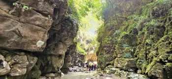 تنگه دار نوشهر مازندران / بهشت عکاسی با انعکاس زمردین آب