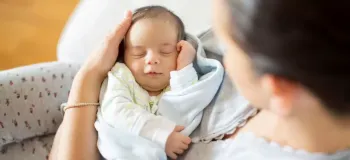 ارتباط با نوزاد تازه متولد شده کلید طلایی رشد عاطفی و شناختی