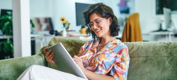 ویژگی های افراد کاریزماتیک: راز جذابیت و تأثیرگذاری