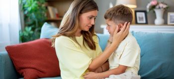 آموزش صبر به کودک؛ از چه سنی شروع کنیم؟