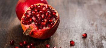 خون سازی طبیعی با انار؛ انار چطور به درمان کم خونی کمک می کند؟