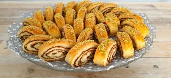 طرز تهیه کلوچه خرمایی رژیمی و مقوی برای صبحانه با این دستور پخت