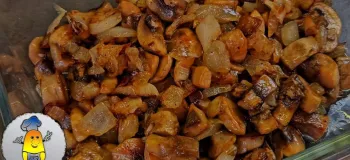 طرز تهیه قارچ سرخ شده ترد و آبدار با پیاز در چند دقیقه
