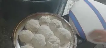 طرز تهیه نان تنوری به روش سنتی در خانه