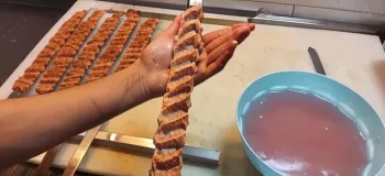 آموزش سیخ زدن حرفه ای کباب کوبیده به ساده ترین روش