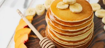 طرز تهیه پنکیک ساده و سریع برای صبحانه ایرانی