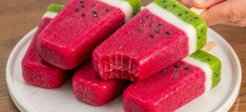 طرز تهیه بستنی هندوانه ای بدون نیاز به هندوانه با سه ماده اولیه