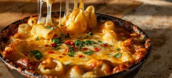 طرز تهیه شام ۱۰ دقیقه ای که خستگی کل روز را از تنتان در می آورد؛ فقط با ۳ قلم جنس در خانه!