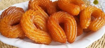 طرز تهیه بامیه حلقه ای ترد بازاری بدون تخم مرغ؛ بدون نیاز به پخت اولیه خمیر