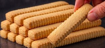 طرز تهیه بیسکویت شیرچای در ۵ دقیقه برای چای عصرانه