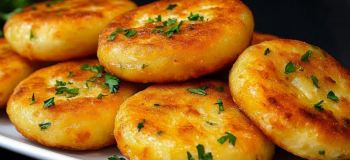 طرز تهیه کوکو اقتصادی با ۵ تا سیب زمینی و ۲ تا تخم مرغ