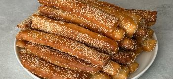 طرز تهیه پیشی کنجدی نان ترکی پفکی به سبک سیمیت