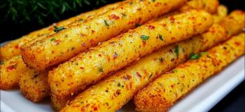 طرز تهیه اسنک ترد، کش دار و فوری فقط با ۳ عدد سیب زمینی