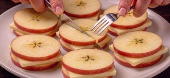طرز تهیه شیرینی سیب کاراملی با ۲ عدد سیب و یک موز