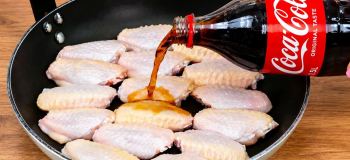 دیگه بال مرغ سرخ نکنید! طرز تهیه بال مرغ برشته با نوشابه