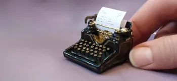 ساخت یک ماشین تایپ مینیاتوری با استفاده از مواد بازیافتی