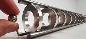 ۳ سرگرمی جالب و جذاب با آهنربا