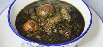 طرز تهیه قورمه سبزی با سبزی خشک با طعم قورمه سبزیهای لذیذ ایرانی