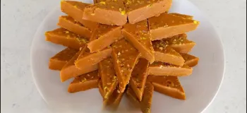 طرز تهیه حلوای آرد نخودچی خوشمزه و سنتی