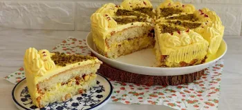 طرز تهیه کیک بستنی زعفرانی