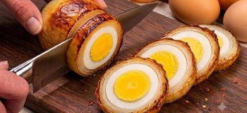 تخم مرغ و پیاز پخته؛ یک غذای ساده، خوشمزه و کم هزینه