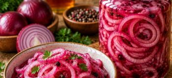 طرز تهیه ترشی پیاز ترکی؛ سریع، ترد و خوشمزه