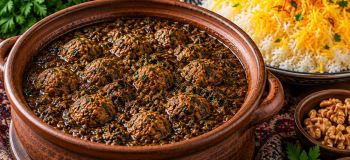 طرز تهیه طرز تهیه اناربیج شمالی با گوشت قلقلی؛ خوشمزه تر از فسنجون!